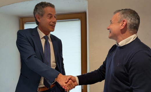 PXL 20250424 153312841