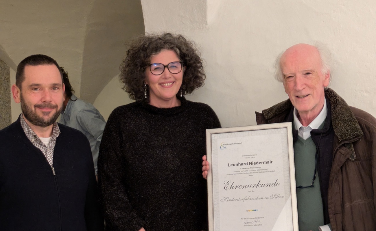 PXL 20241213 214325308